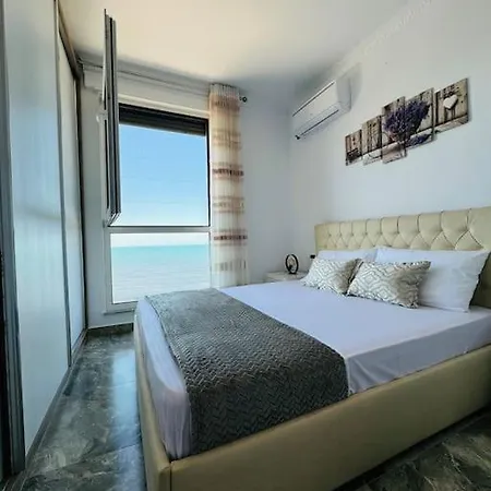 Sea Side شقة *