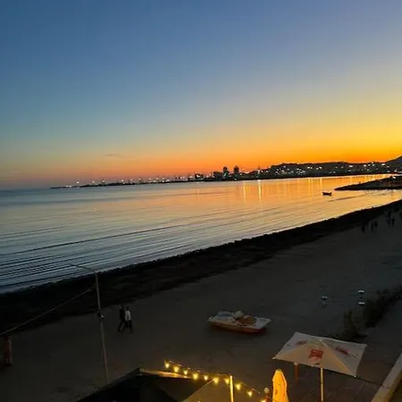 Sea Side شقة دراس